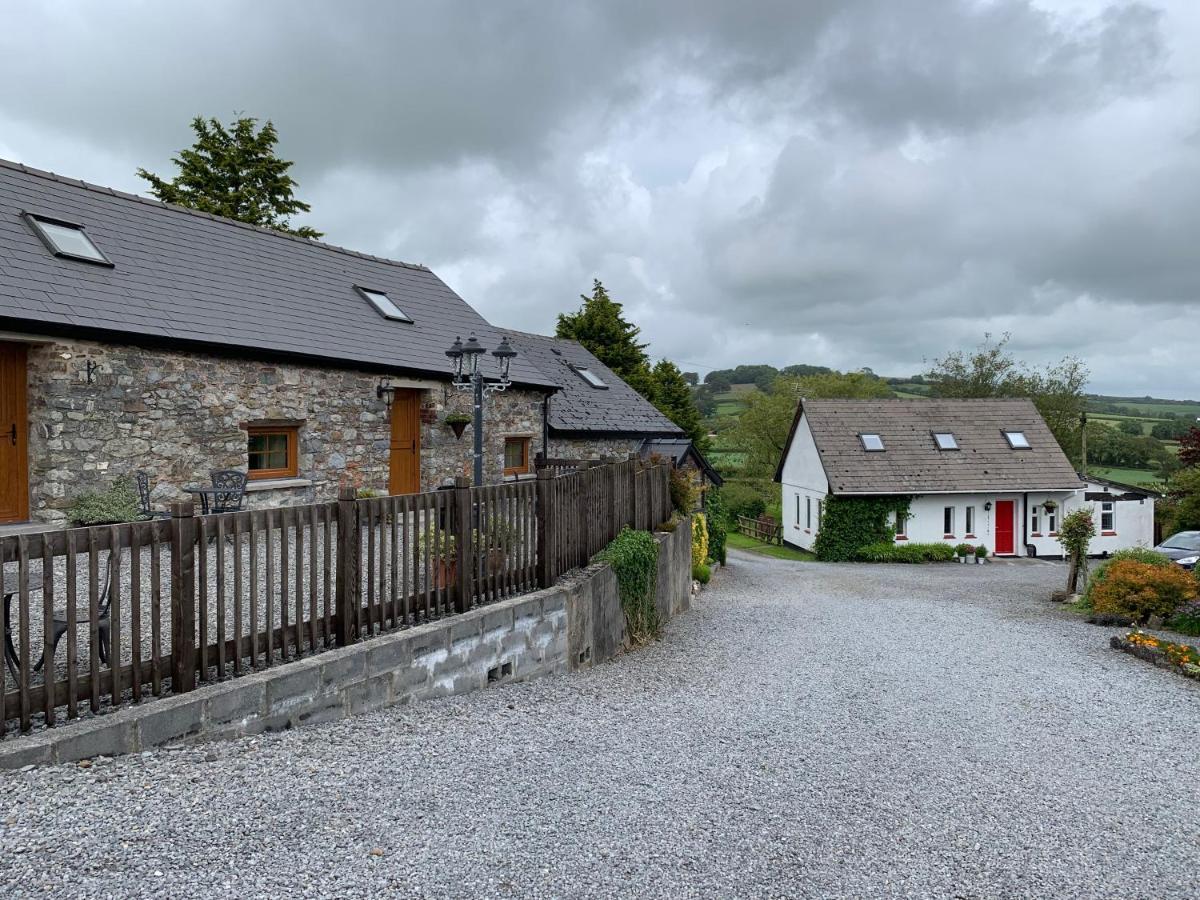 The Reindeer Retreat Buttercup Twin Hotel Kidwelly Buitenkant foto