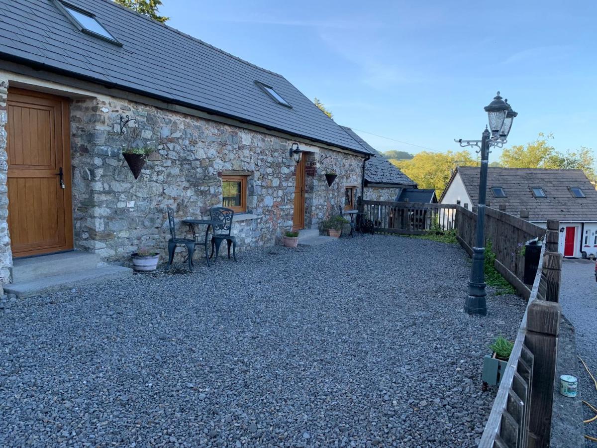 The Reindeer Retreat Buttercup Twin Hotel Kidwelly Buitenkant foto